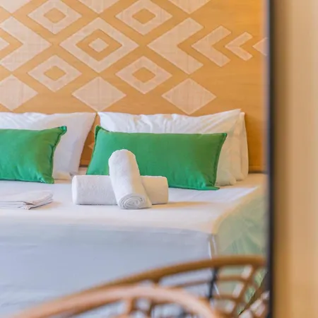 Hom54 Luxury * Heraklion (Crete)